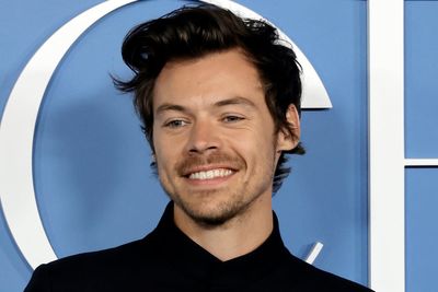 Harry Styles shocks fans as he holidays in Ireland