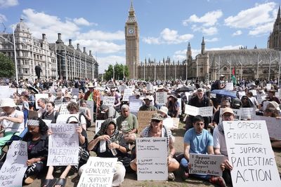 Palestine Action ban ‘could become Starmer’s poll tax moment’ as freedom of speech row deepens