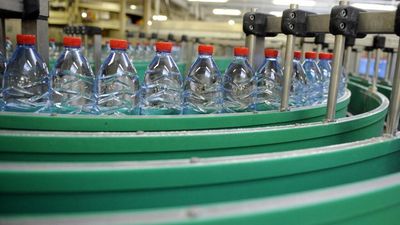 French report links Nestlé bottled waters to record microplastic contamination
