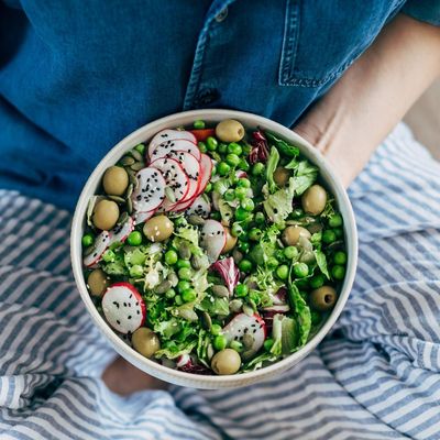 Fibremaxxing Has Gone Wildly Viral - and For Once, Nutritionists Can't Rave Enough About a TikTok Nutrition Trend