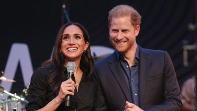 ‘The lines are longer at Starbucks’: Hollywood star outlines reasons why being neighbors with Harry and Meghan suck