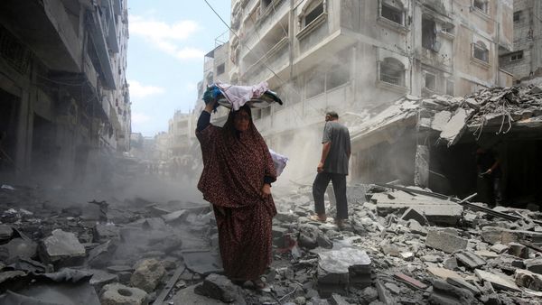 Macron warns Israel that Gaza occupation plan risks ‘war without end’