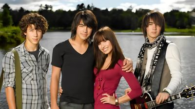 Fans Lose It Over Demi Lovato and Jonas Brothers' Reunion in New Jersey, Sparking Camp Rock 3 Rumors