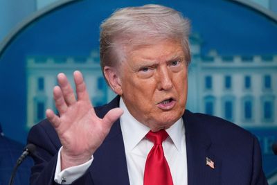 Trump sends in National Guard to ‘liberate’ Washington DC