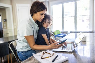 The new American workplace crisis: Return-to-office mandates lead to a working mom exodus