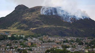 Firefighters battle large gorse bush fire overnight on famous Edinburgh hillside