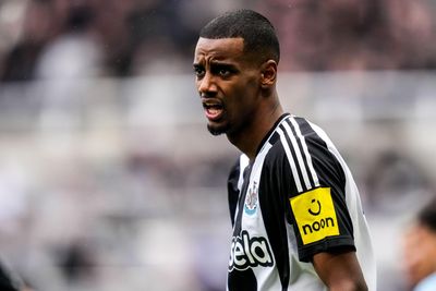 'Honour that contract': Ally McCoist takes stand over Newcastle United's Alexander Isak situation