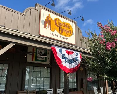 Cracker Barrel Makeover: Before-and-After Photos and Why Customers Want the Old Look Back