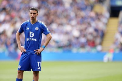Newcastle United join race for Leeds United transfer target with release clause: report