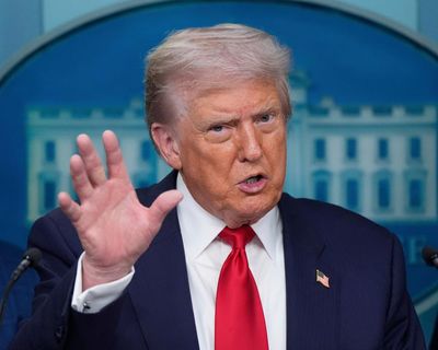 Morning Mail: Trump seizes control of DC police; funerals for journalists killed by Israel; WA reef devastation