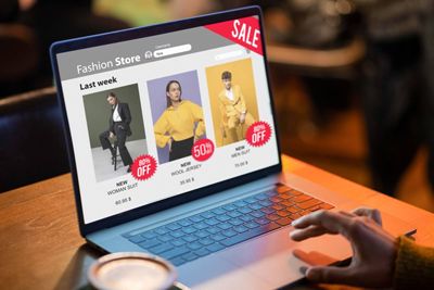 How Stellar Soft Simplifies Shopify Store Setup Services for Modern Retailers