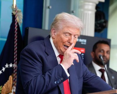 Hurry, hurry, hurry! It’s Trump’s great Ukraine giveaway. Bargains galore, if your name is Vladimir Putin