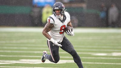 Texans Tight End Brevin Jordan Out for the Season After Injuring Knee During Practice
