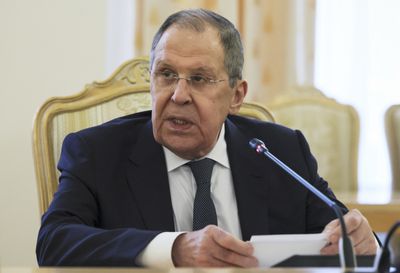 Top Russia-US diplomats hold phone call before Trump-Putin Alaska meet