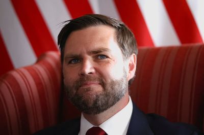 JD Vance expected to host Robert Jenrick during UK trip – but not Tory leader