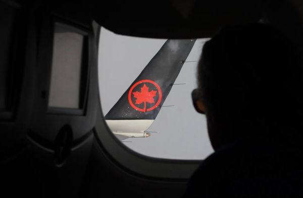 Canadians steer clear of US as travel from north falls for seventh month