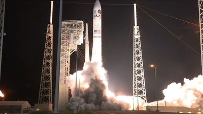 Vulcan Centaur rocket launches experimental military satellite on its 1st-ever US Space Force mission (video)