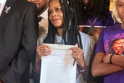 Sonya Massey shooting prompts Illinois law requiring disclosure of police recruits' backgrounds