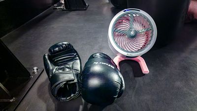 I took my Shark misting fan to a gym class — here's what happened