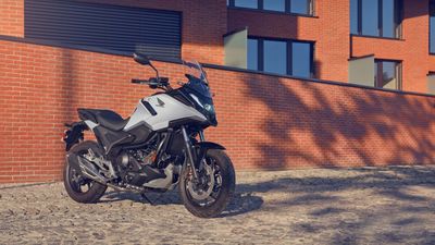 Here's How Honda Is Incorporating More Recycled Materials Into Its Bikes
