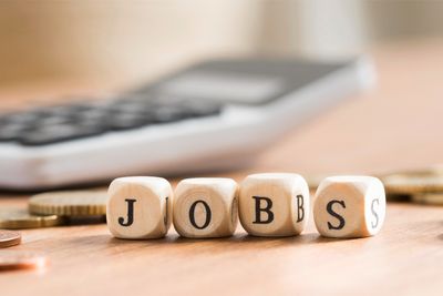 UK Jobs Market Slows: Fewer Vacancies, Rising Costs — and Tougher Times Ahead for Jobseekers?