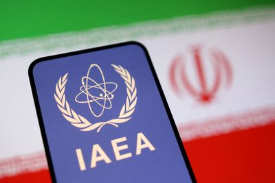 France, Germany and UK say they are ready to reimpose Iran sanctions