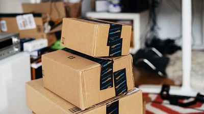 Amazon Stock Gains On Big Expansion Of Perishable Delivery. Instacart, Grocery Stocks Fall.