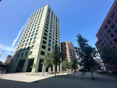 'It is like living in an oven': East London tower block residents warn of scorching flats