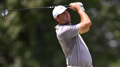 How Scottie Scheffler Is Adjusting to a Fill-in Caddie at the BMW Championship