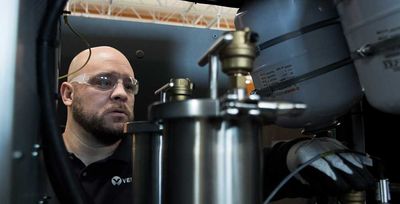 This Data Center Play Offers Fresh Buy Point, But Tests A Moving Average