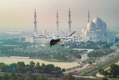 Catalysts Align: Archer Beats Estimates, Delivers Aircraft to UAE