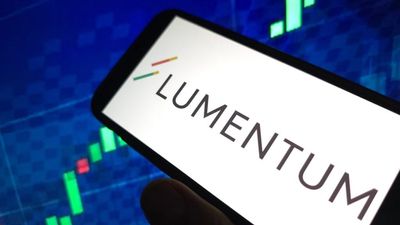 Lumentum Analysts Boost Their Forecasts Following Upbeat Q2 Results