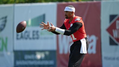 Jalen Hurts Details 'Lengthy' Conversation With Shedeur Sanders After Joint Practice