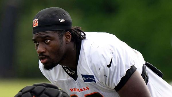 Bengals Center Calls Out Shemar Stewart After He Bumped Into Joe Burrow at Practice