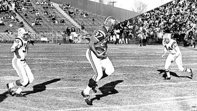 Lionel Taylor, Record-Setting Receiver for AFL-Era Broncos Teams, Dies at 89