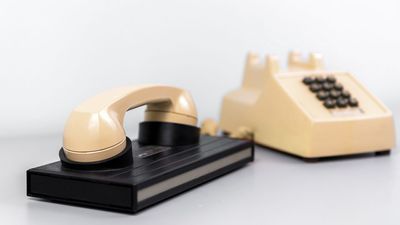 AOL's dial-up internet hangs up the phone