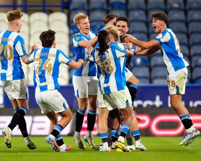 Carabao Cup: Huddersfield stun Leicester in shootout drama, Birmingham beat Blades