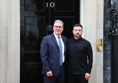 Starmer welcomes Zelensky at Downing Street ahead of Trump meeting with Putin