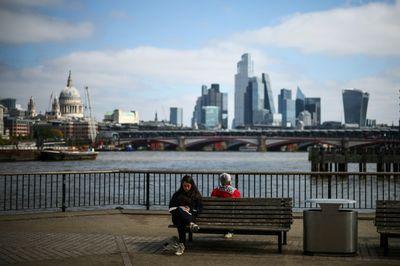 UK Economy Slows Less Than Feared After Tariffs