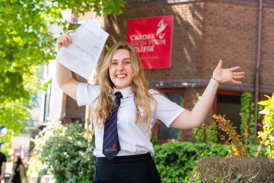 Teenager who researched medical cannabis to study at Oxford