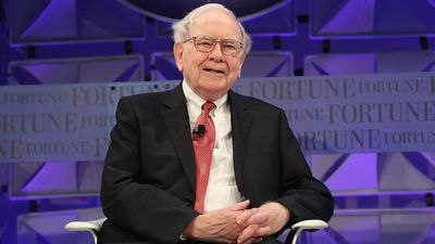 5 Stocks Warren Buffett Has Bought So Far in 2025