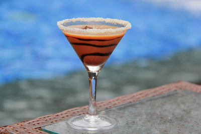 What Is An Elizabeth Taylor Martini? Net Worth, Movies Reflected In Decadent, Symbolic Drink