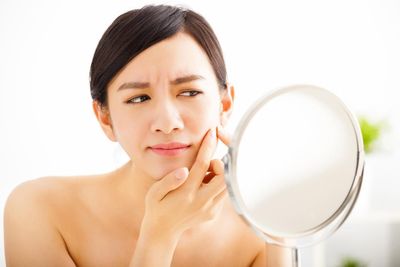 Is the humidity causing you to break out in pimples? Here is how to combat it