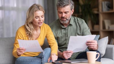 6 Tax Moves To Make During the Summer, According to Fidelity