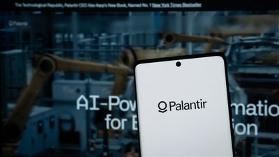 Palantir’s Soaring Valuation—Justified or Overhyped?
