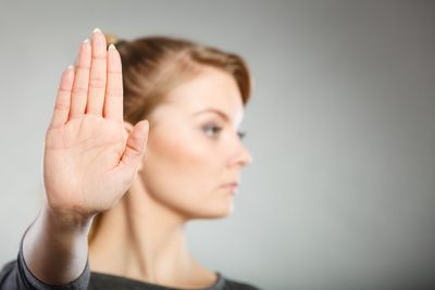 6 Things You Think Are Polite That Feel Dismissive
