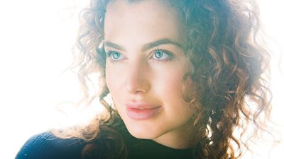 I'm a photography expert and here's how I use just one flash for studio-perfect portraits