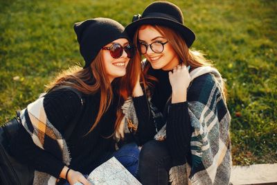 8 Friendly Gestures That Could Be Crossing a Line