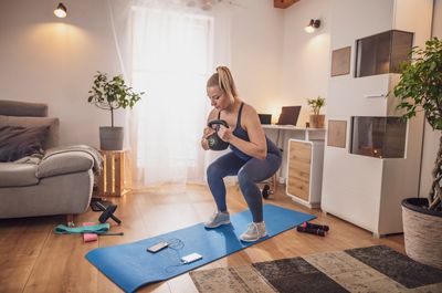 How to do a squat as Brits reveal it's their favourite exercise