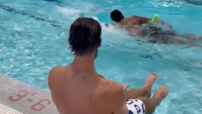 Ravens Taught How to Swim by Michael Phelps, 'Raced' Olympic Legend